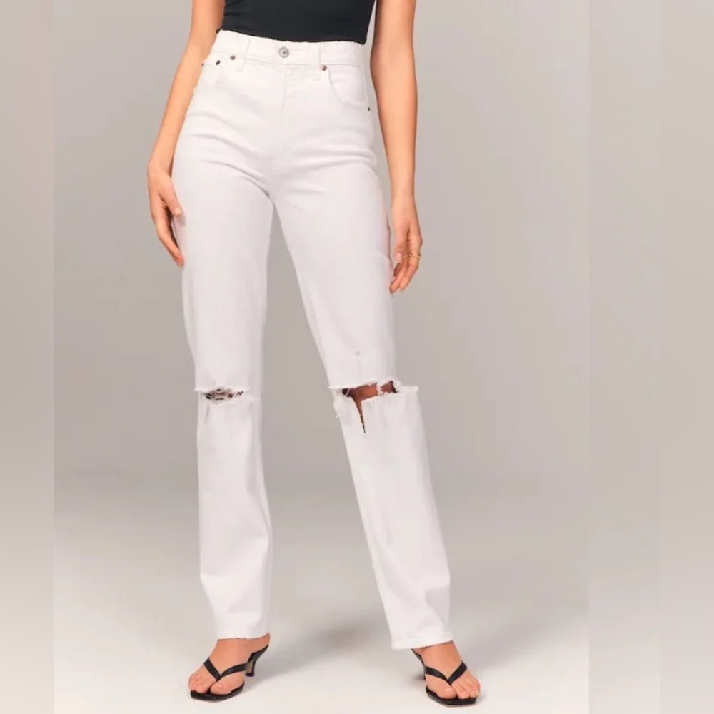 ABERCROMBIE White Ripped 90’s Straight High Rise Jeans GREAT CONDITION SZ 31/12
